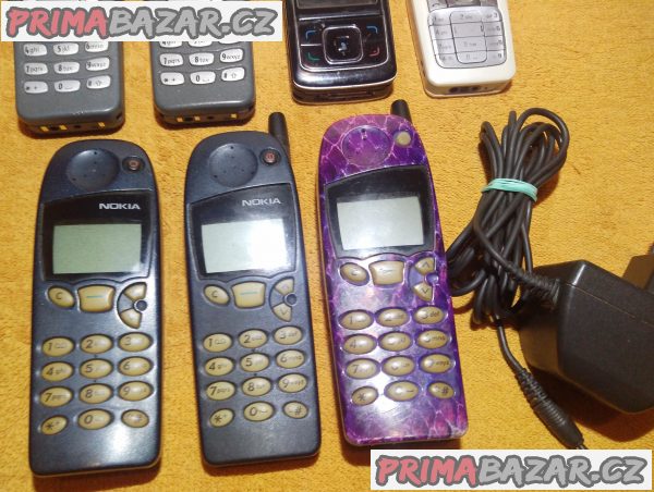 2x Nokia 3210 +Nokia 6288 +Nokia 2310 +3x Nokia 5110!!!