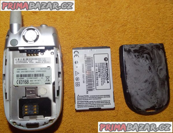 Motorola V545 +Siemens S45 +LG GD330 -k opravě nebo na ND!!!