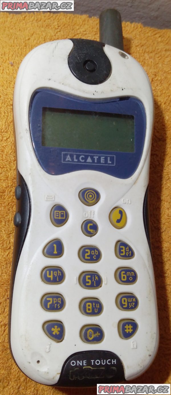 3x Nokia 6131 +3x Alcatel BE1 +2x Samsung 5230 -funkční!!!