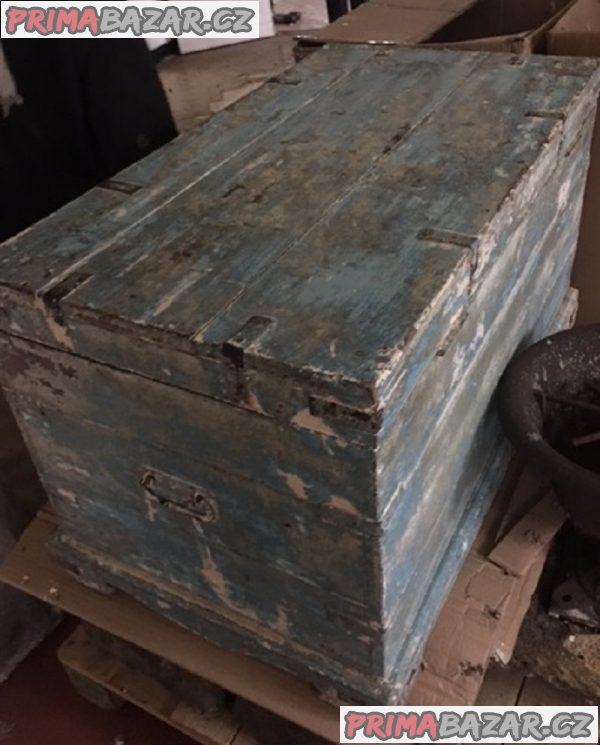 Starožitná truhla modrá patina