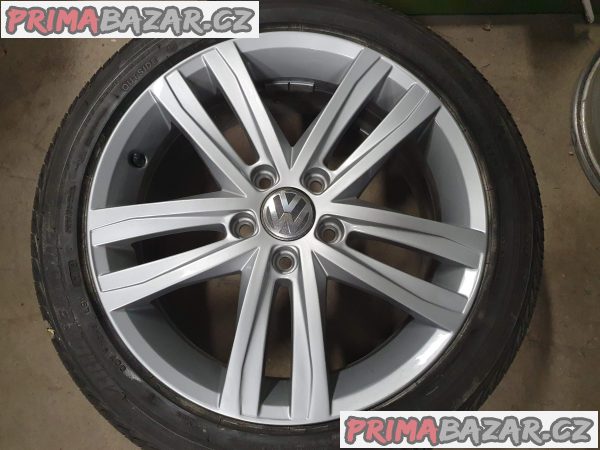 orig. Volkswagen Jetta Touran 90% letni pneu 5x112 7x17