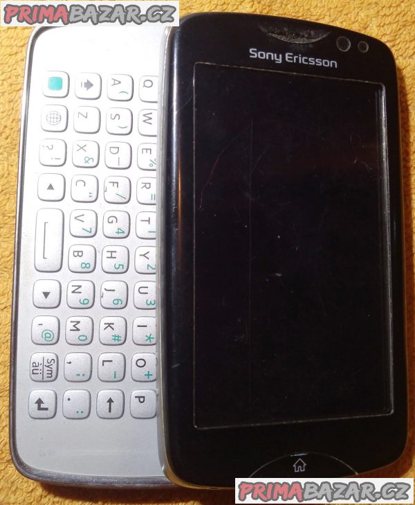 Různé mobily Sony Ericsson k opravě -levně!!!