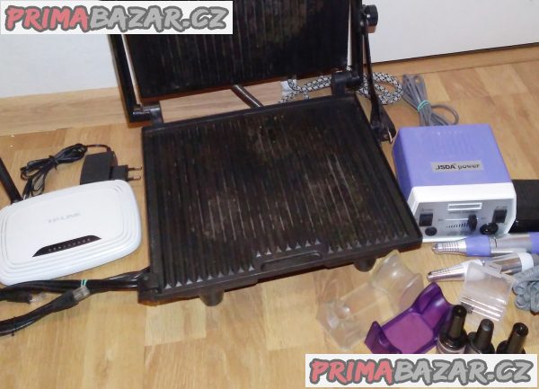 Bruska na nehty +gril +Wi-Fi router -100 % funkční!!! Bruska na nehty +gril +Wi-Fi router -100 % funkční!!!
