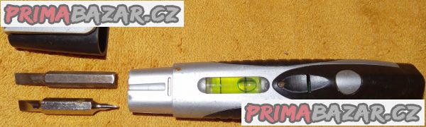 Nůžky na trávu +nůžky na drůbež +odžmolkovač +2 kladiva +šroubovák!!! Nůžky na trávu +nůžky na drůbež +odžmolkovač +2 kladiva +šroubovák!!!