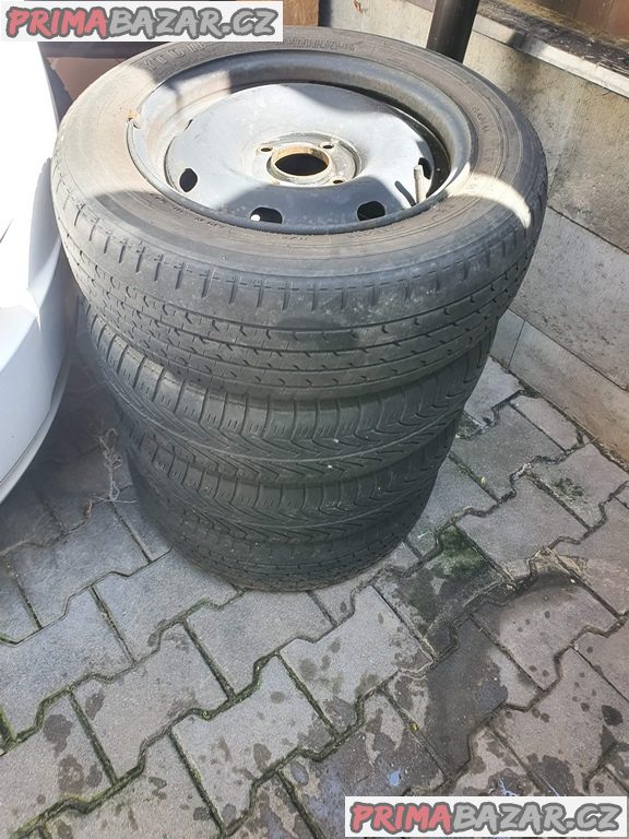 Plechové disky citroen 4x108 5.5jx14 et24 pneu 175/65 r14 82t 40-50% vzorek letni možnost zaslání na dobírku