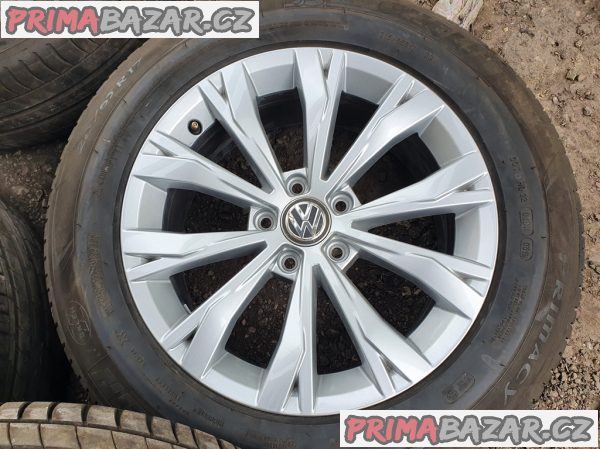 Alu kola elektrony originál Volkswagen r.v.2018 5NA 5x112 7jx17 et40 c.d.5NA601025 germany pneu michelin primacy 3 99% vzorek 215/65 r17 99v možnost zaslání na dobírku platí do