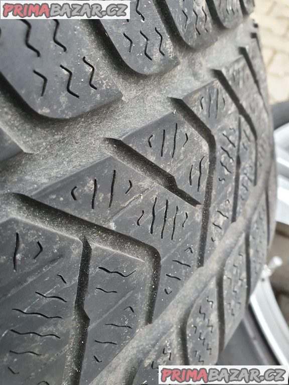 Alu kola elektrony v super stavu bmw m ková řada F20 F21 F22 7845853 5x120 8jx18 is52 pneu pirelli 225/40 r18 92V pneu 30% vzorek zet s čidlama tlak M paket možnost zaslání na dobírku plat