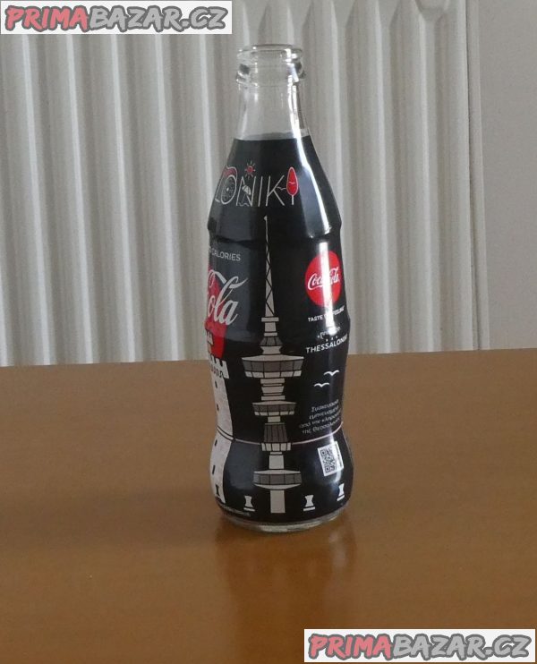 Sběratelská skleněná lahev Coca Cola 250 ml černá