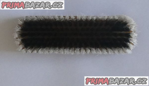 Retro kartáč na oděvy, nový, nepoužitý Retro kartáč na oděvy, nový, nepoužitý