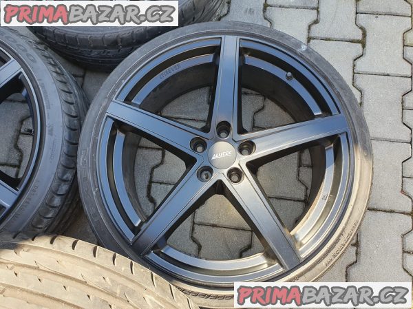 Alu kola elektrony orig. Alutec germ. Orig. Černý lak 5x114.3 8.5jx20 et40 Alu kola elektrony orig. Alutec germ. Orig. Černý lak 5x114.3 8.5jx20 et40
