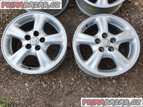 Alu kola Toyota 5x100 6jx15 et39 r15 cis Alu kola Toyota 5x100 6jx15 et39 r15 cis