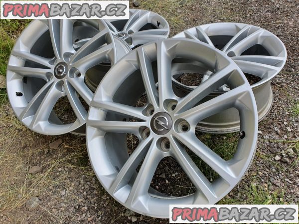 Alu kola Opel GM 5x120 8jx18 is42 r18 cislo dilu 13235011 8x18 et42 cena je za kompletní sadu