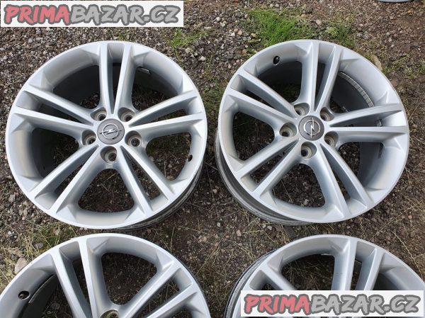 Alu kola Opel GM 5x120 8jx18 is42 r18 cislo dilu 13235011 8x18 et42 cena je za kompletní sadu