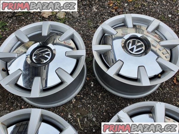 Alu kola Volkswagen 5C0 5x112 6jx18 et48 r18 cislo dilu 5C0601025BA 6x18 cena je za kompletní sad Alu kola Volkswagen 5C0 5x112 6jx18 et48 r18 cislo dilu 5C0601025BA 6x18 cena je za kompletní sad
