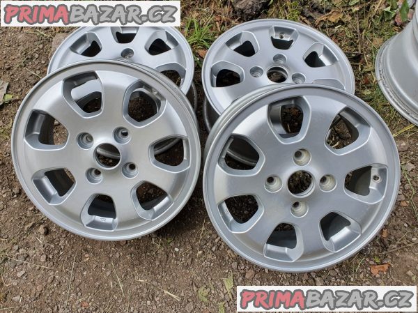 Alu kola mitsubishi 4x114.3 6jx15 et46 r15 cislo dilu 425OAC 6x15 cena je za komp