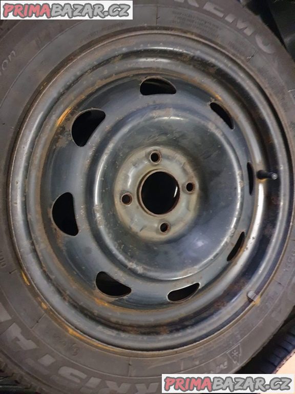 Plechove disky orig. Citroen peugeot s pneu zimní fulda 4x108 6jx15 et18 pneu 195/55 r15 85h 60% vzorek cena je za všechny 4 disky i