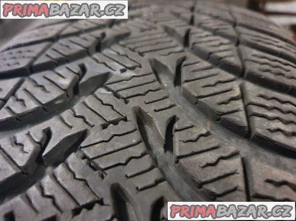 Plechove disky s pneu michelin renault 5x114.3 stred 60.1 6jx15 et39 pneu zimní michelin 195/65 r15 91t 60% vzorek cena je za všechny 4 disky i s