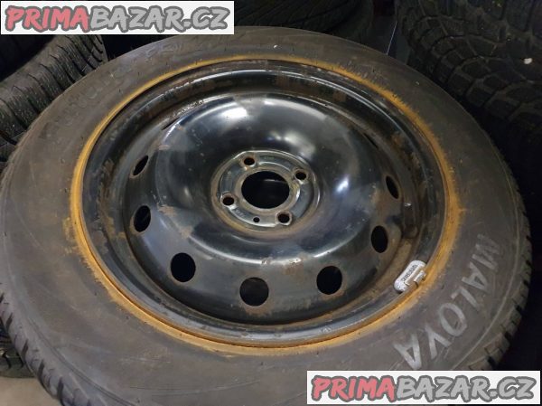 Plechove disky opel stred 56.6 4x100 6jx15 et43 pneu maloya 195/60 r15 88h 70% vzorek cena je za všechny 4 disky i