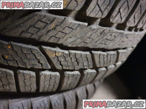 Plechove disky s pneu master grip peugeot citroen 4x108 5.5jx14 et34 pneu zimní semperit 175/65 r14t 70% vzorek cena je za všechny 4 disky i