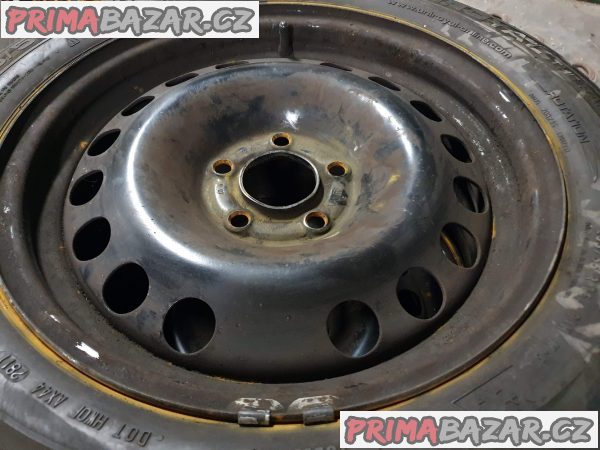 Plechove disky orig. Opel GM s pneu uniroayl 5x110 6.5jx16 et37 pneu 205/55 r16 91h 60% vzorek zimní  cena je za všechny 4 disky i s