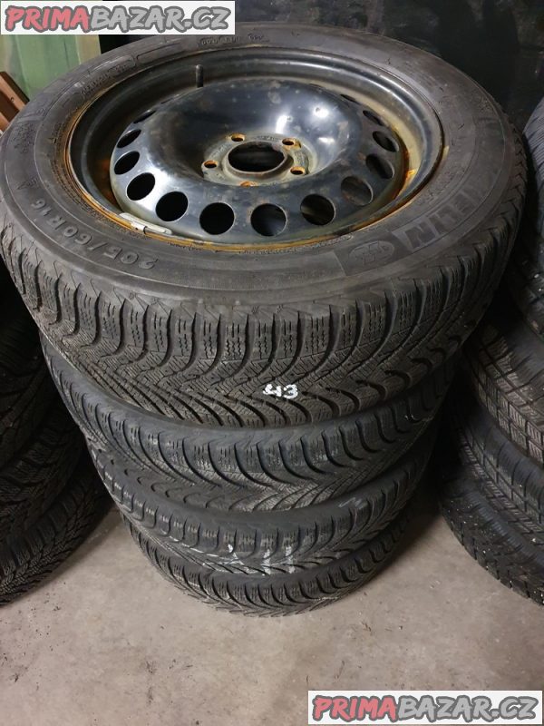 Plechove disky orig. Opel s pneu michelin 5x115 6.5jx16 is41 pneu 205/60 r16 92h 60% vzorek zimní  cena je za všechny 4 disky i