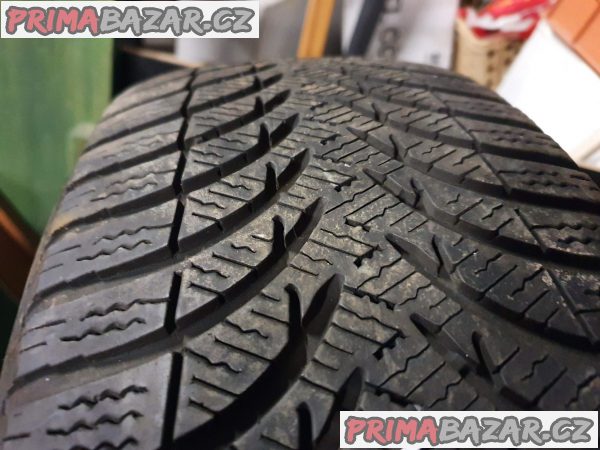 Plechove disky orig. Opel s pneu michelin 5x115 6.5jx16 is41 pneu 205/60 r16 92h 60% vzorek zimní  cena je za všechny 4 disky i