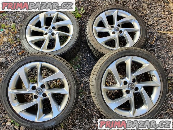 Alu kola orig. Opel germany 4x100 7jx17 is44 pneu bridgestone 215/45 r17 87h 2x98% vzorek a 2x80% vzorek zimní  4x100 7x17 et44 čidla senzory tlaku v pneu cena je za kompletní sadu 4 disky