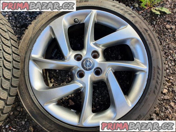 Alu kola orig. Opel germany 4x100 7jx17 is44 pneu bridgestone 215/45 r17 87h 2x98% vzorek a 2x80% vzorek zimní  4x100 7x17 et44 čidla senzory tlaku v pneu cena je za kompletní sadu 4 disky