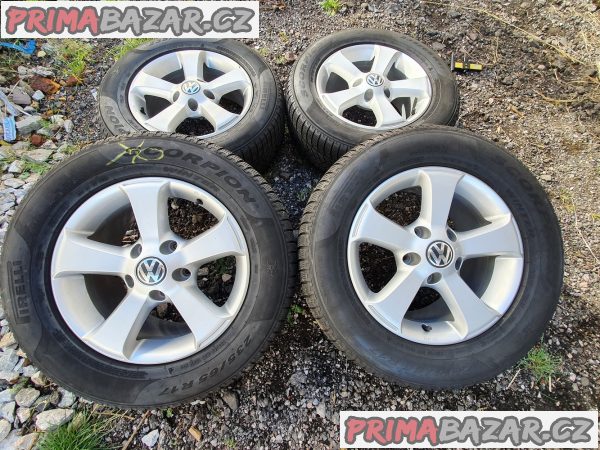 Alu kola orig. Volkswagen Touareg 7P0 germ 5x130 7.5jx17 et50 pneu na dojetí pirelli 235/65 r17 108h zimní  v top stavu 7,5x17 et50 cena je za kompletní sadu 4 di