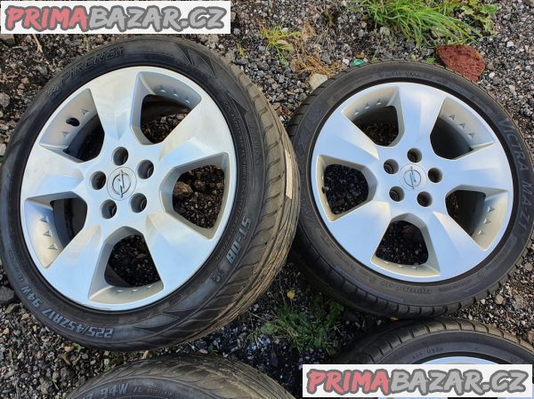 Alu kola v top stavu Opel Vectra C Astra Zafira 5x110 7jx17 et47 cislo dilu 09270014 pneu Firenza 40% vzorek 225/45 r17 94w xl 7x17 cena je za kompletní sadu 4 d