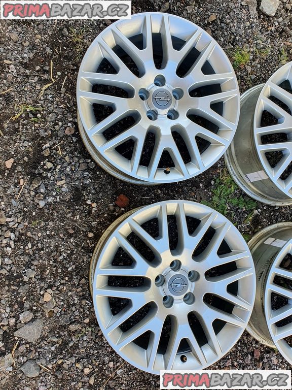 Alu kola orig. Opel Vectra C signum v super stavu 5x110 7.5jx18 et37 r18 číslo dílu SL1885 7,5x18  cena je za kompletní s