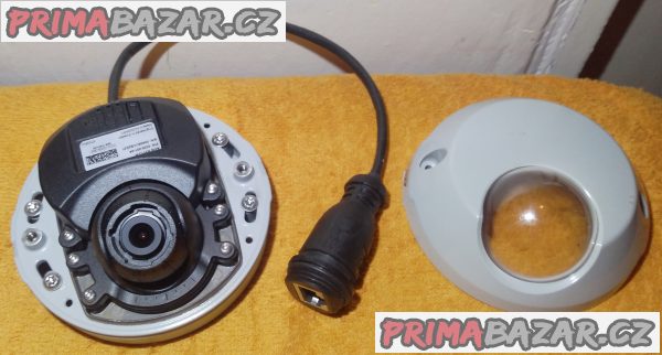 Venkovní IP kamera Axis +2x HDD redukce!!! Venkovní IP kamera Axis +2x HDD redukce!!!