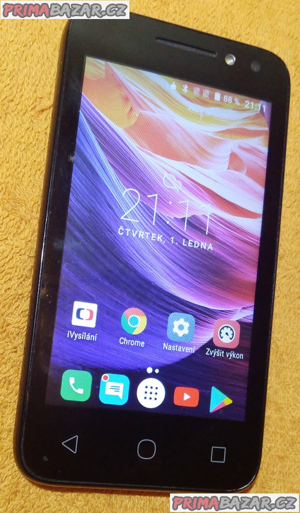 Alcatel PIXI 4 +navigace GoClever +Motorola W175!!! Alcatel PIXI 4 +navigace GoClever +Motorola W175!!!