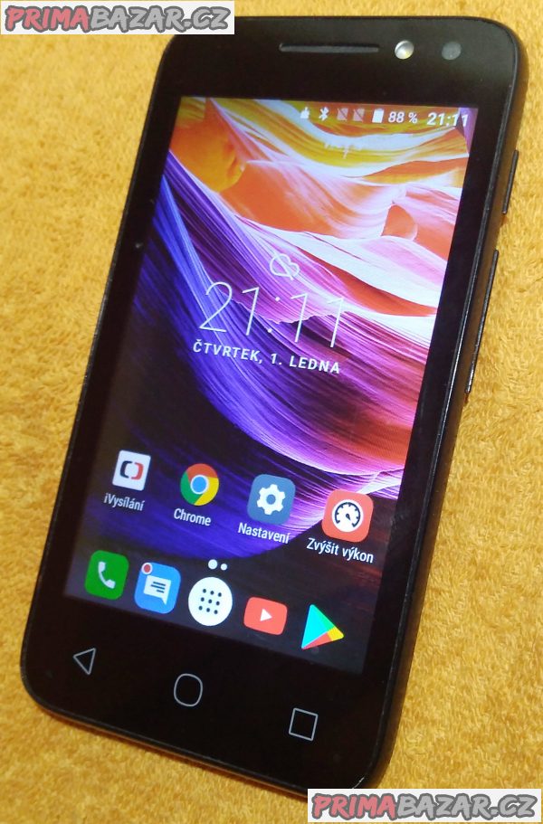 Alcatel PIXI 4 +navigace GoClever +Motorola W175!!! Alcatel PIXI 4 +navigace GoClever +Motorola W175!!!