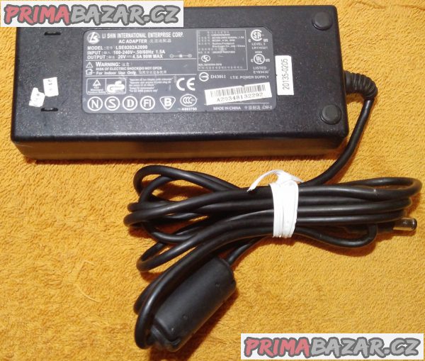 Powerbanky +napájecí adaptéry +USB kabel -100 % funkční!!! Powerbanky +napájecí adaptéry +USB kabel -100 % funkční!!!