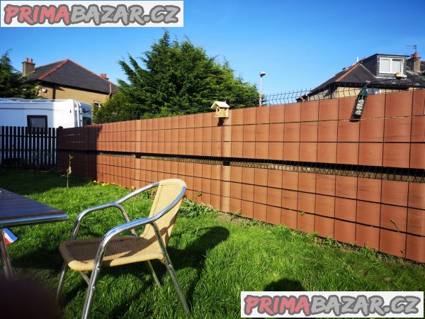 Stínící páska na plotové panely, hnedé barvy