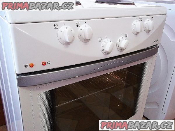 Sporák elektrický GORENJE šíře 60 cm horkovzduch