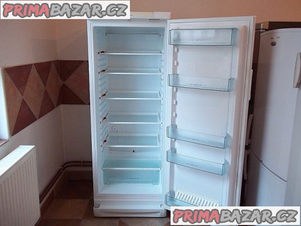 Chladnice bez mrazáčku ELECTROLUX 275 litrů