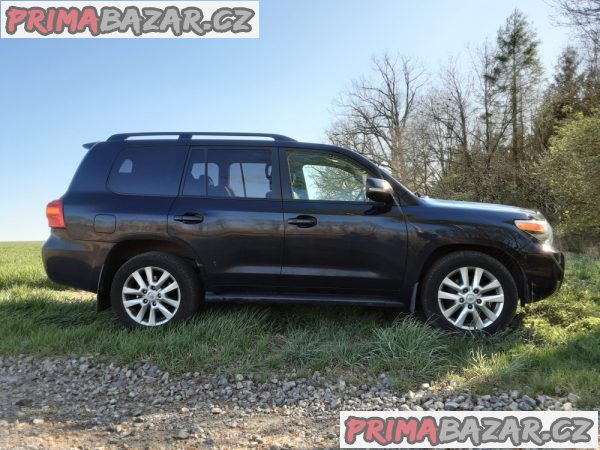 toyota-land-cruiser-v8-4-5-d-4d-lux