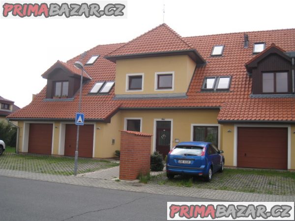 Prodej bytu 1+kk (34m2), zděný dům, OV, společná zahrada (704m2), ul. Do Polí, Jesenice u Prahy