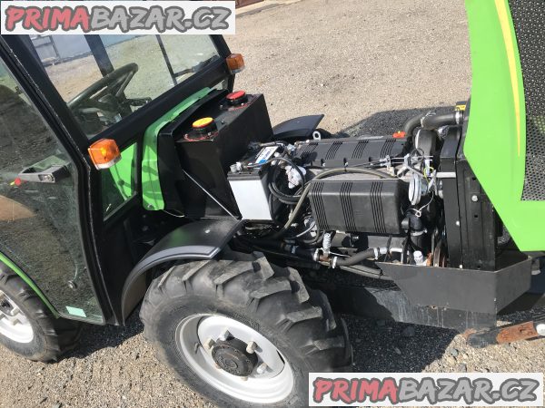 Malotraktor Vega 36 HP Comfort čtyřválec