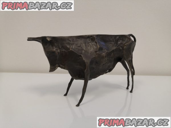 bronzova-socha-byk-picasso