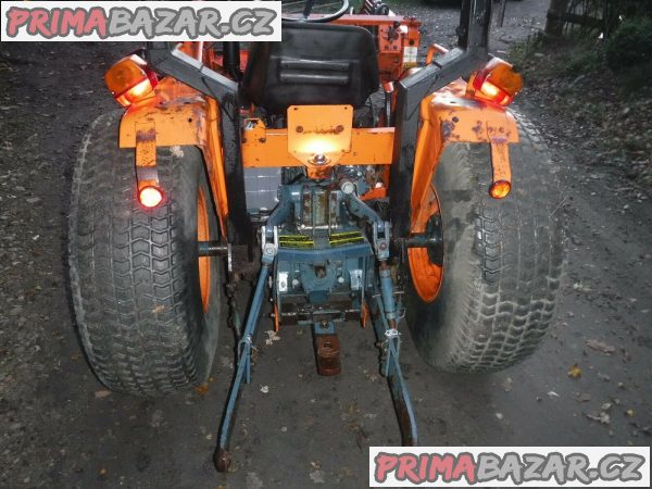 Malotraktor Kubota B.8cII.00 s odnímatelným čelným nakladačom