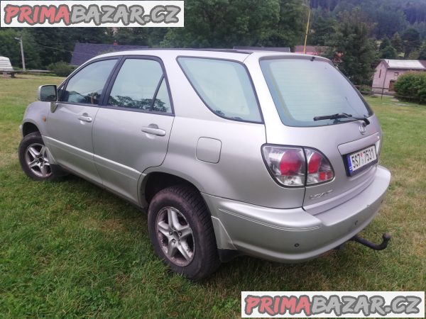 prodám Lexus rx300 3.0i 148kw max výbava tažné auto je v dobrém stavu udržované r.v.2001 naj 331tis automat, kůže, park. Senzory, alarm, protiskluzový systém kol, el. Zrcátka, palubní PC, vyhřívaná sedadla atd...cena:99900