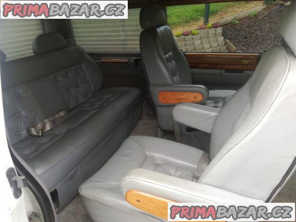 prodám Chevrolet astro 4.3 7míst spaní otočné sedačky klima rok výroby 1996,7 prodám Chevrolet astro 4.3 7míst spaní otočné sedačky klima rok výroby 1996,7