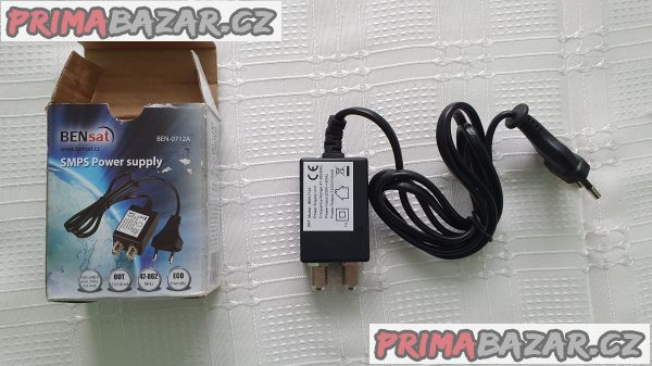Stabilizovaný 12V napáječ pro anténní předzesilovač Stabilizovaný 12V napáječ pro anténní předzesilovač