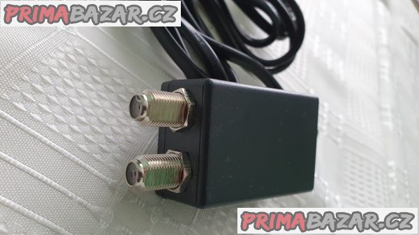 Stabilizovaný 12V napáječ pro anténní předzesilovač Stabilizovaný 12V napáječ pro anténní předzesilovač