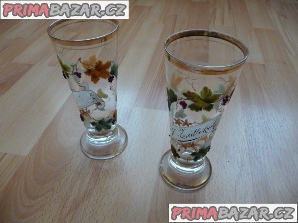 2 ks starožitné skleněné poháry s motivem víno