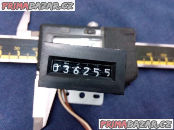Počítadlo impulsů 24VDC - PLATÍ do SMAZÁNÍ Počítadlo impulsů 24VDC - PLATÍ do SMAZÁNÍ