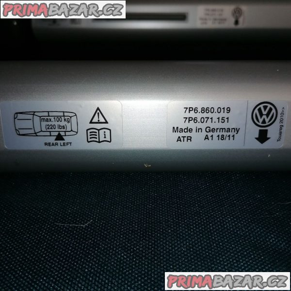 Prodám originál nosné tyče VW Touareg Prodám originál nosné tyče VW Touareg